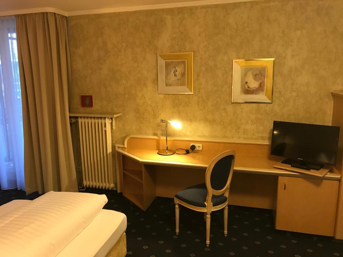Tweepersoonskamer met 2 Aparte Bedden