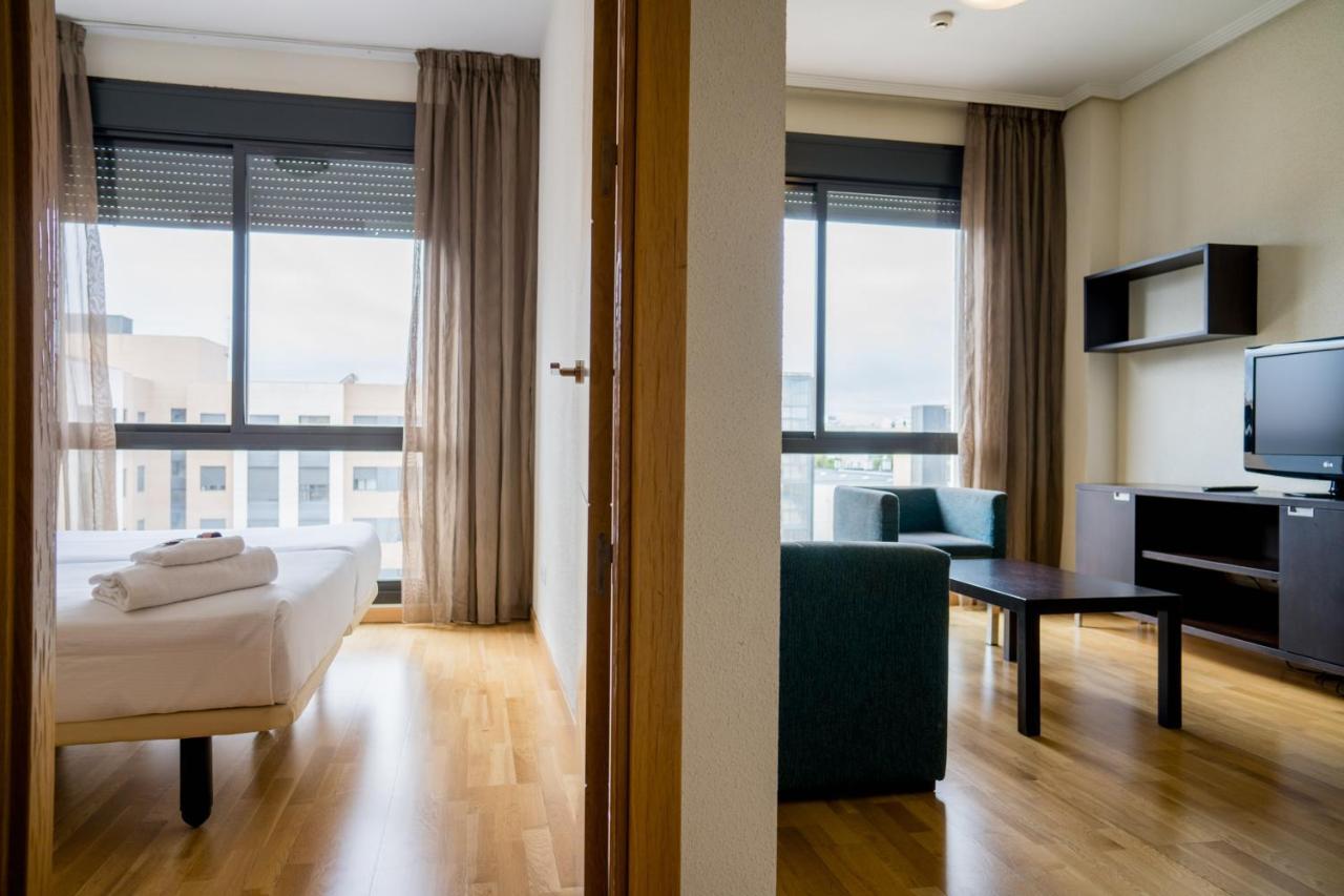 One-Bedroom Apartment Twin,1011299482:JPEG