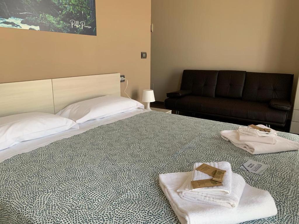 Double Room Private Bathroom