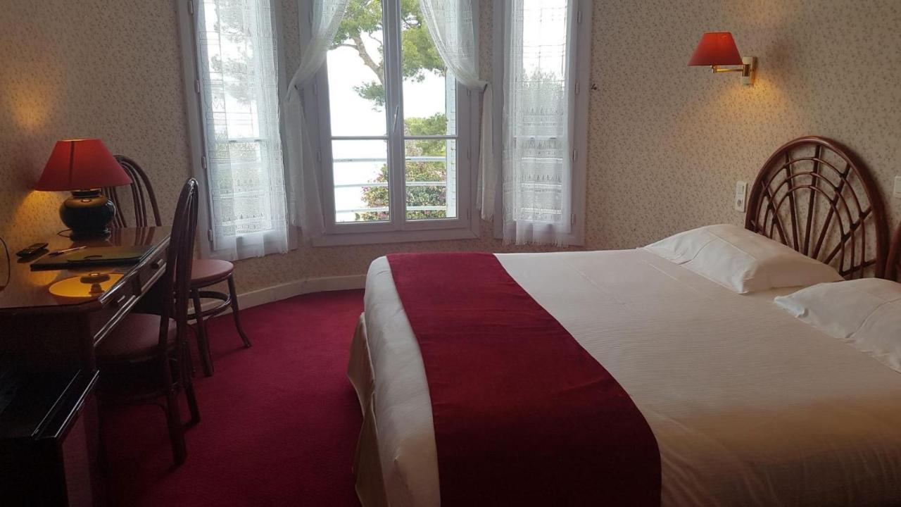 Doppelzimmer mit Meerblick