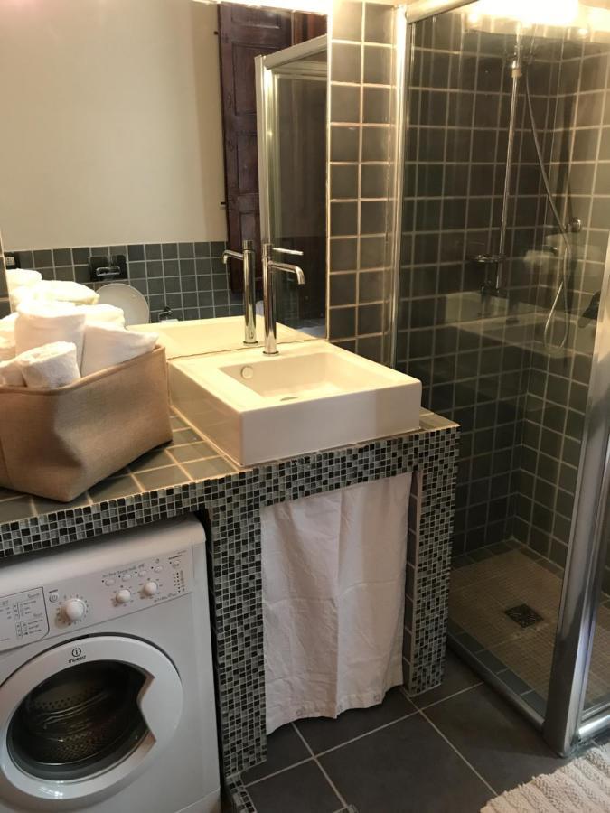 Double Room Private External Bathroom