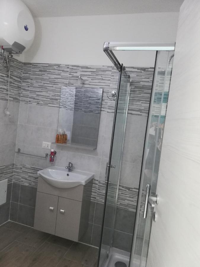 Quadruple Room Private Bathroom