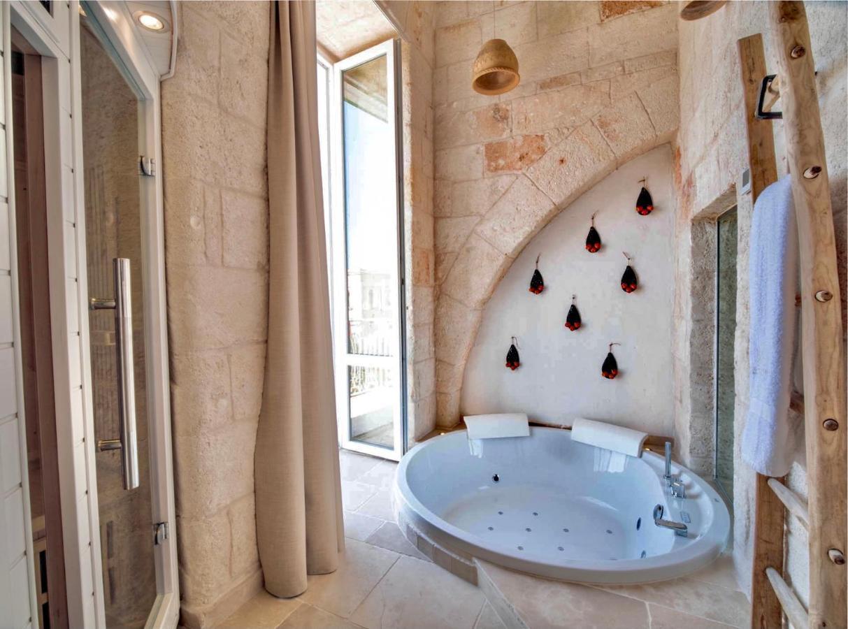 Chambre Lit Queen-Size avec Baignoire Spa