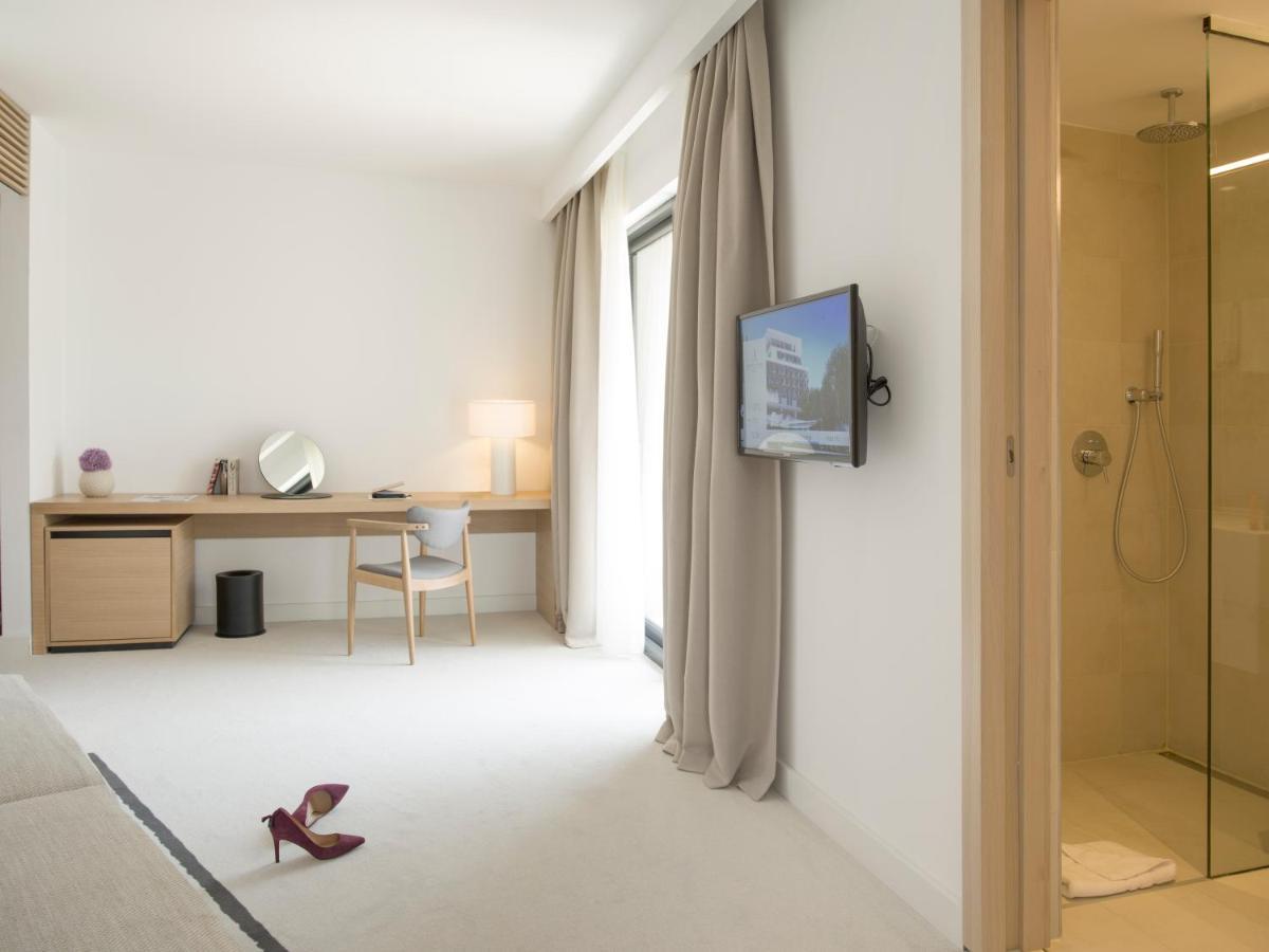 Premium Tweepersoonskamer met Balkon en Uitzicht op Zee