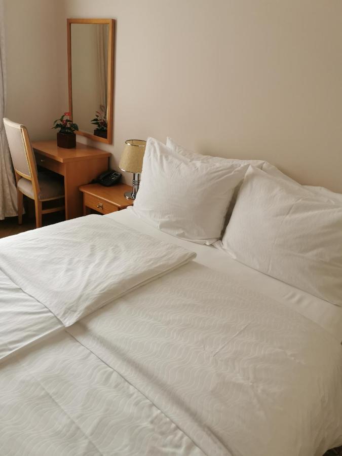 Habitación Doble Económica