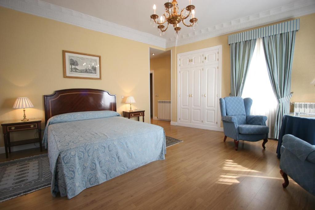 Grand Deluxe Double or Twin Room