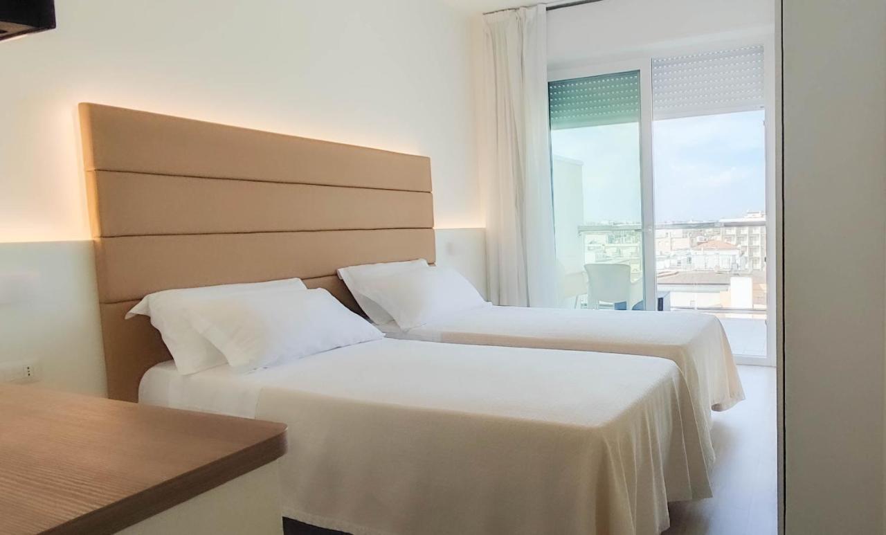 Double or Twin Room Balcony
