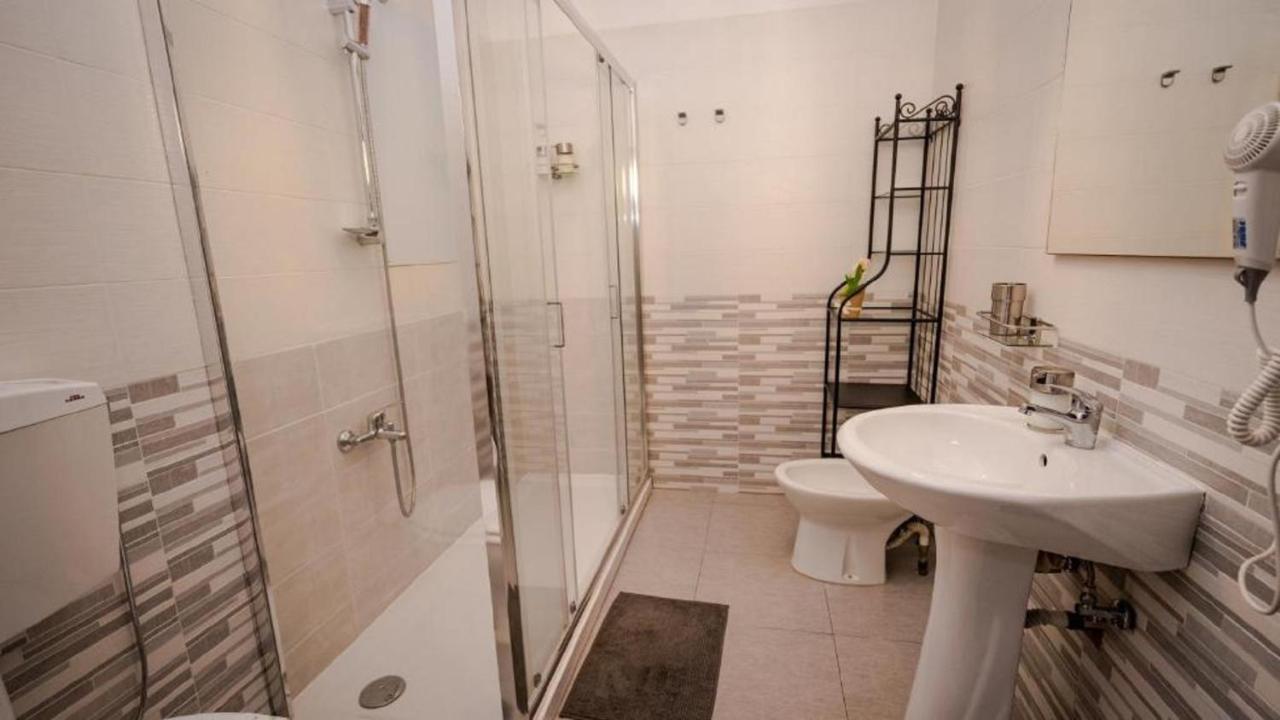 Quadruple Room Terrace