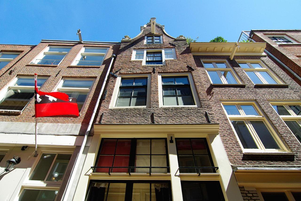 Vierpersoonskamer met Badkamer