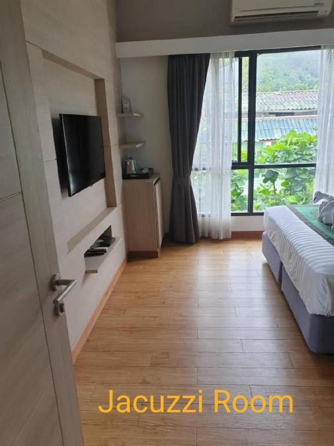 Unterkunft mit Whirlpool und Meerblick