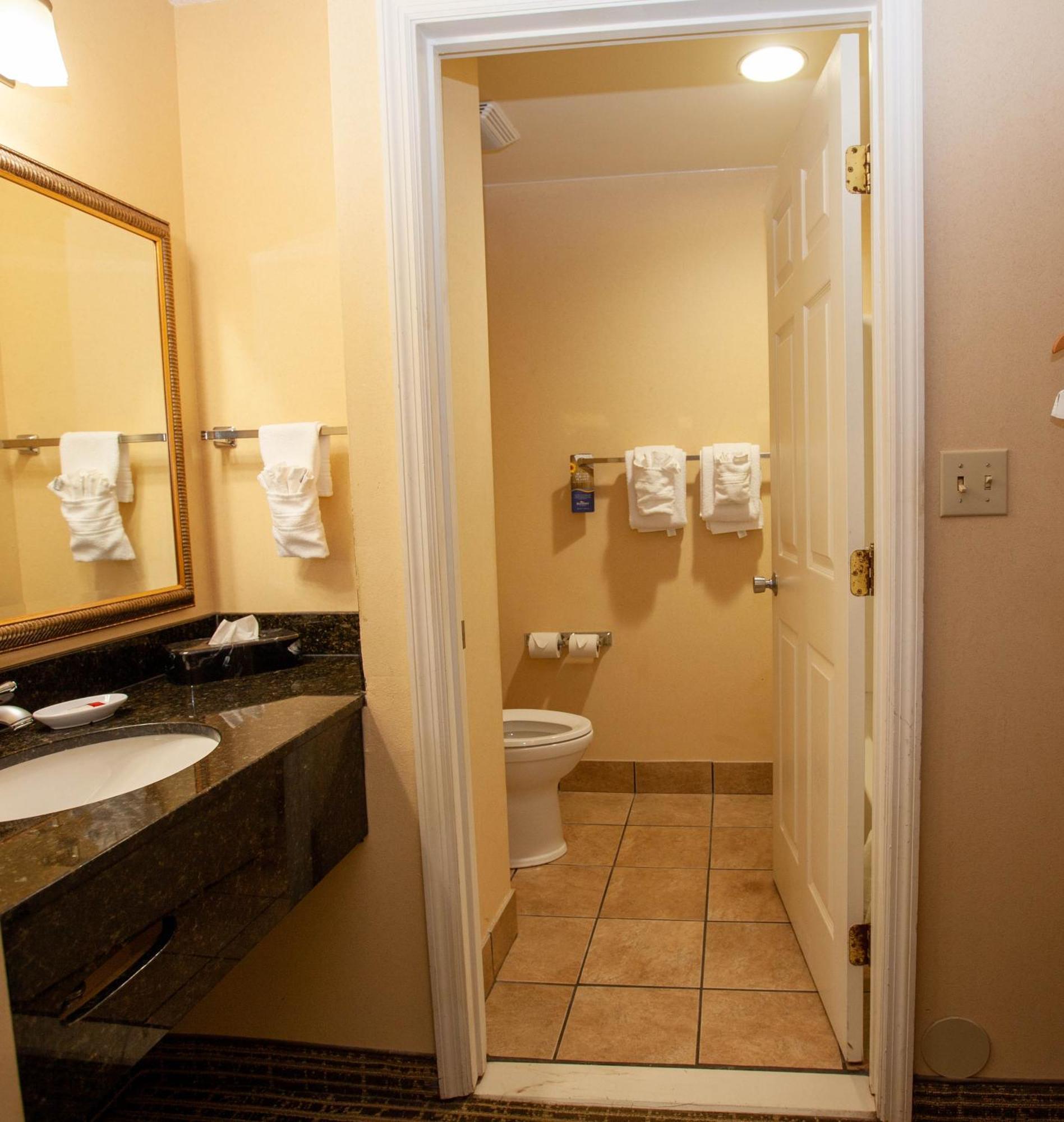 Double Room Two Double Beds Pet Friendly or Non-Smoking,1210728451:JPEG