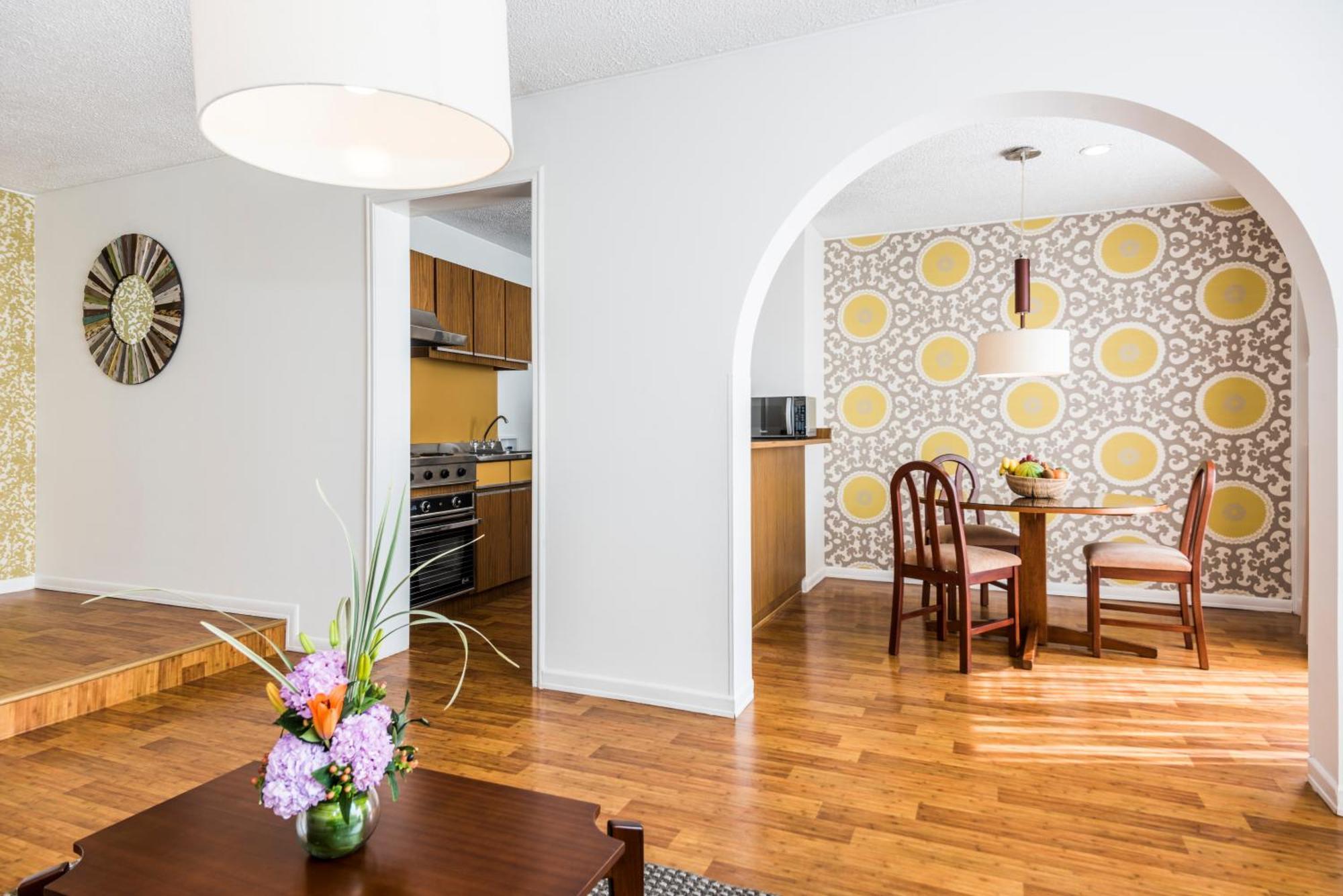 Apartamento con balcón