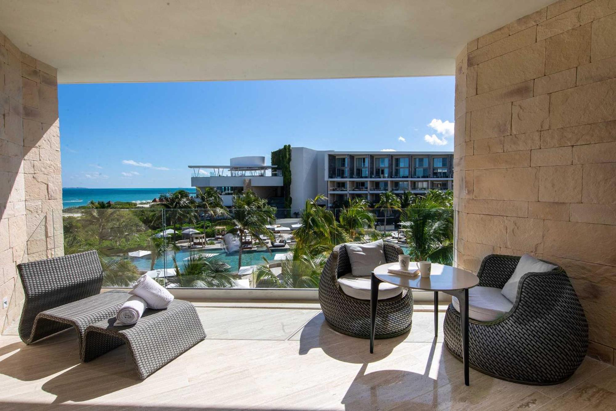 Junior Suite Beachside,1227357956:JPEG