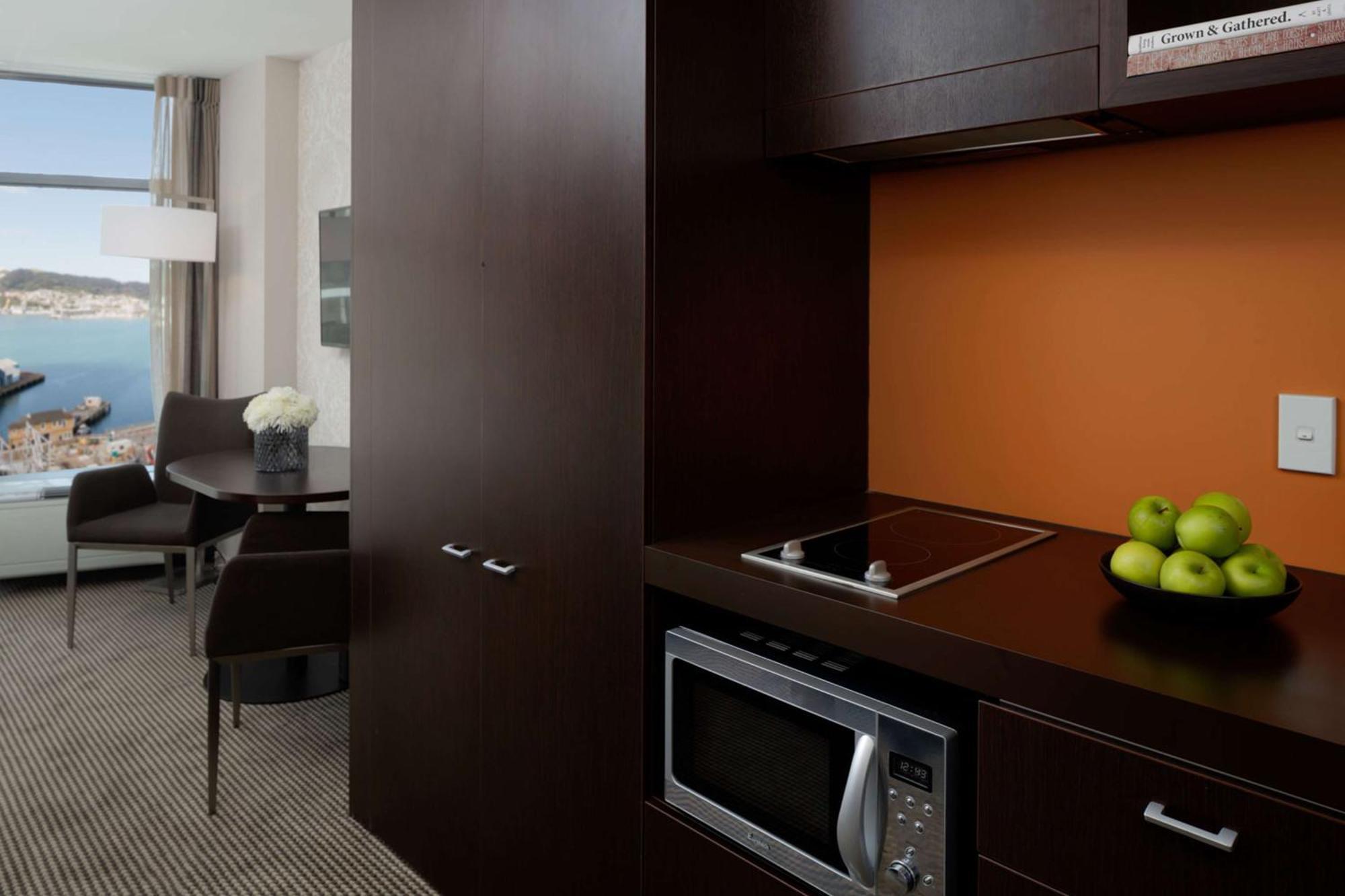 Deluxe Double or Twin Room with Harbour View