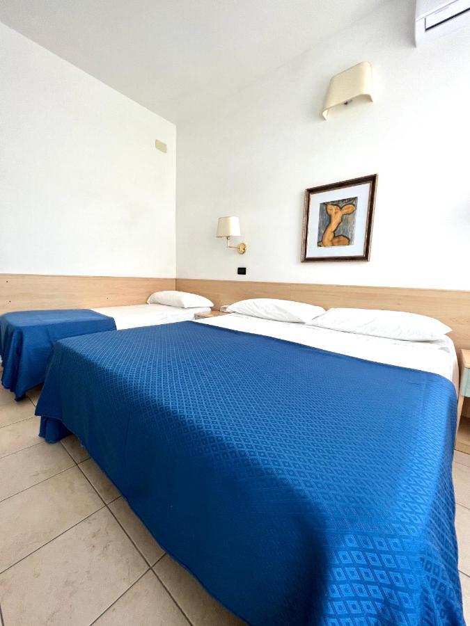 Triple Room Sea View
