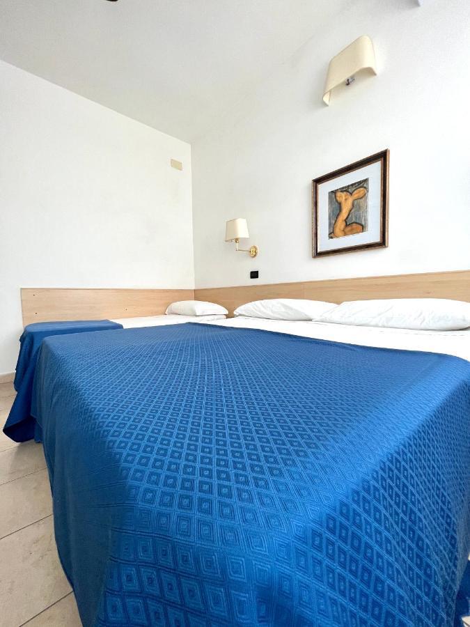 Triple Room Sea View