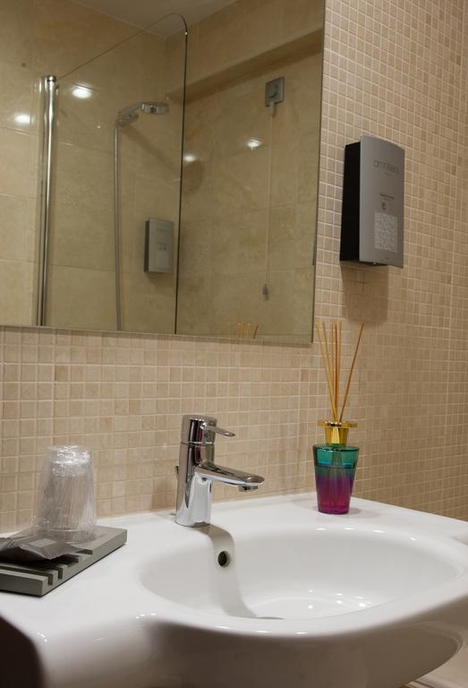 Double or Twin Room Standard