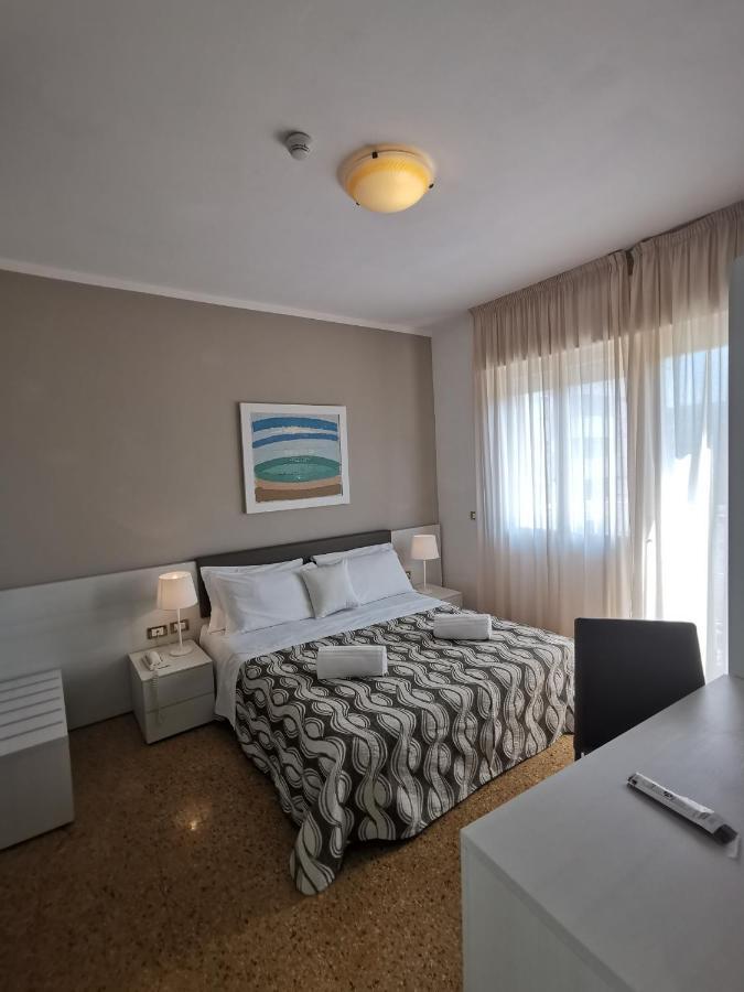 Standard Double Room,1238393158:JPEG