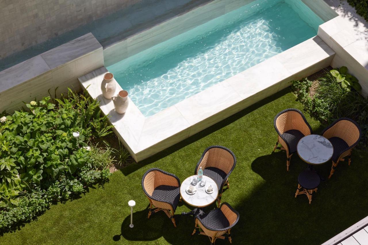 Executive Courtyard Room