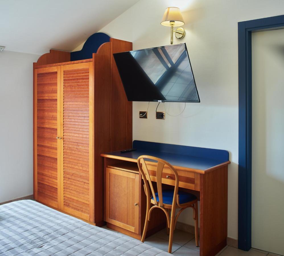 Economy Double or Twin Room Balcony without Sea View
