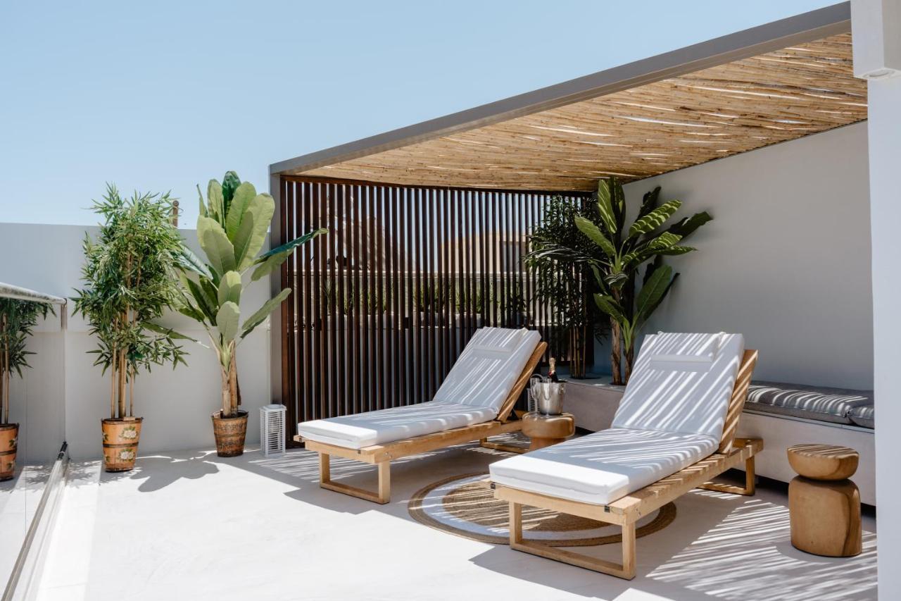 Suite with Terrace,1261052110:JPEG