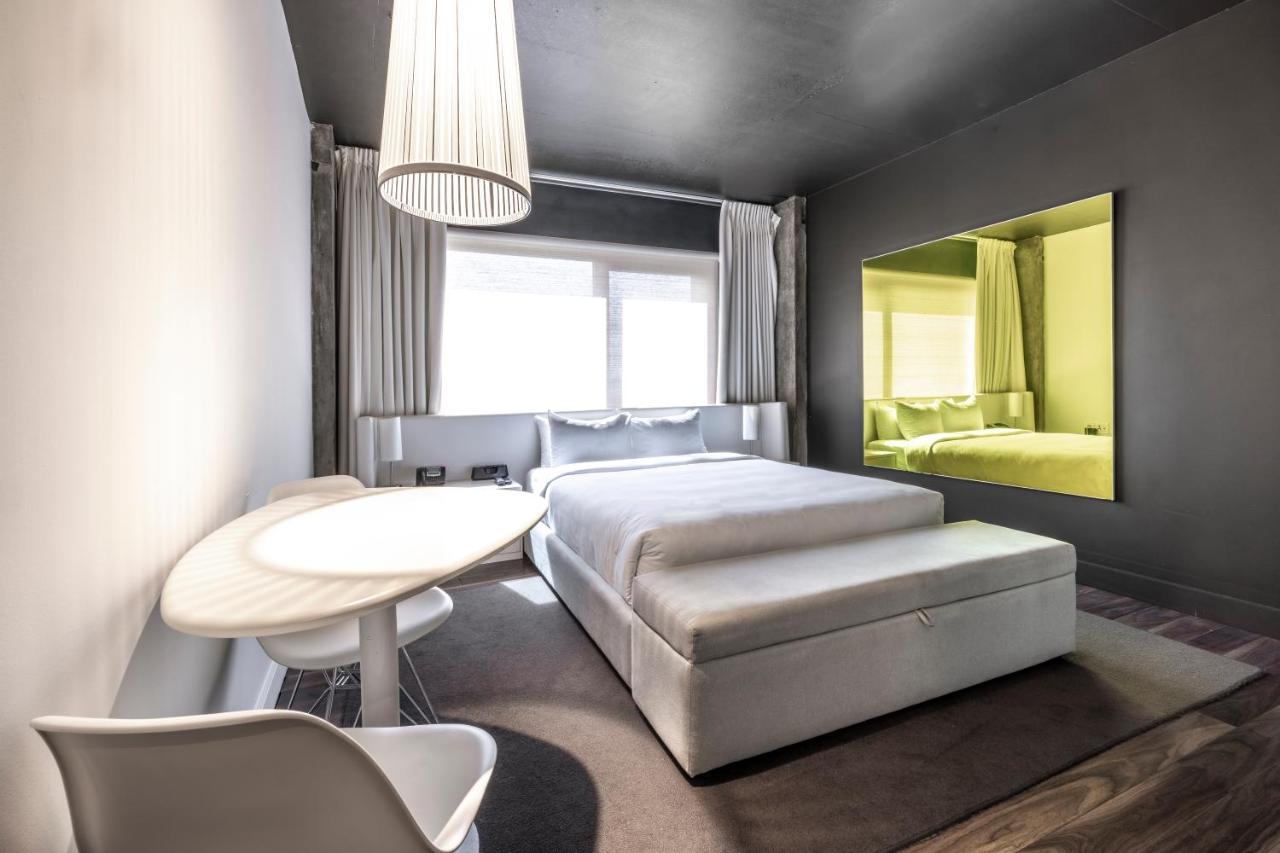 Quarto com Cama Queen-size