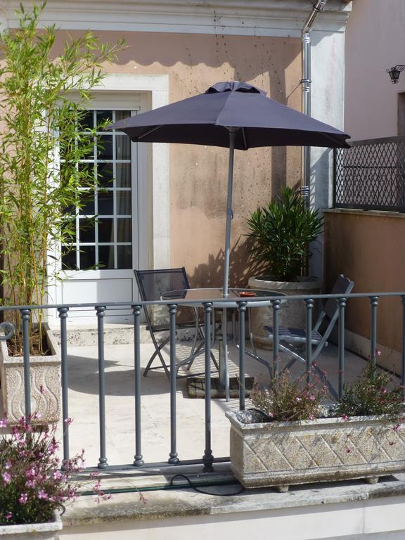 Zweibettzimmer mit Balkon