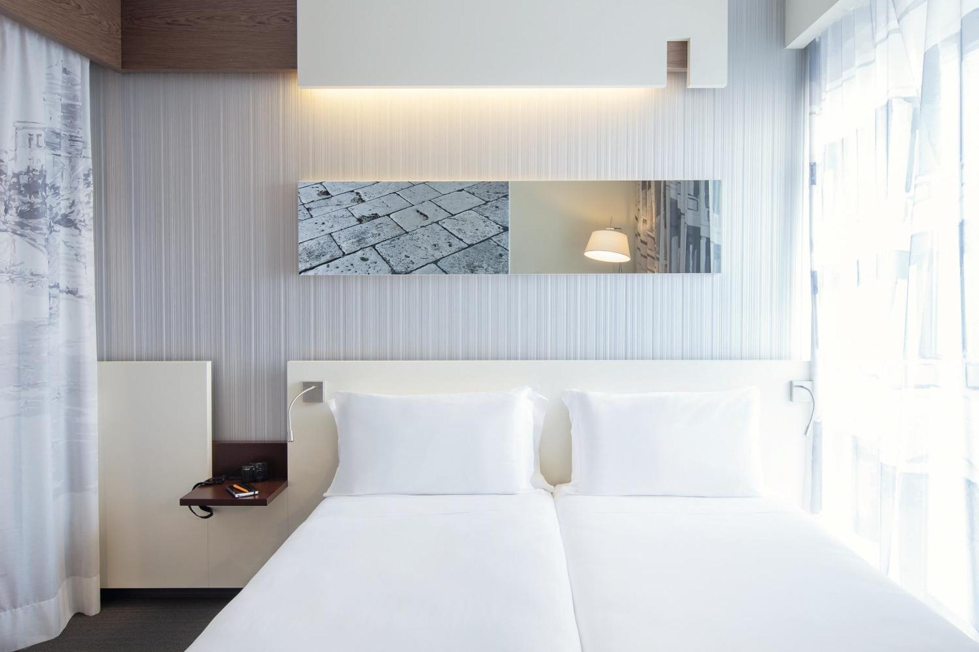 Superior Twin Room Balcony