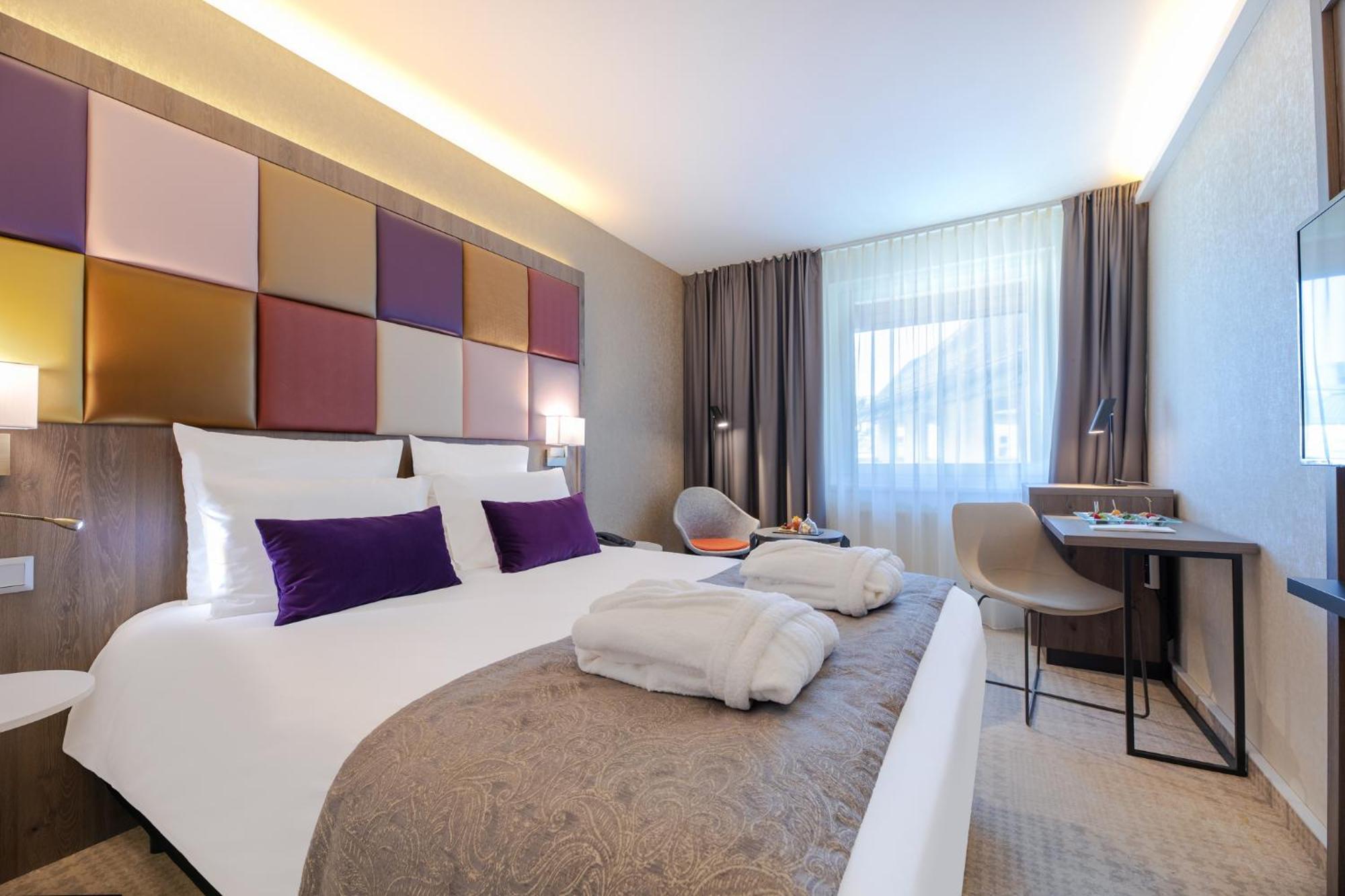 Privilege Double Room,1629889902:JPEG