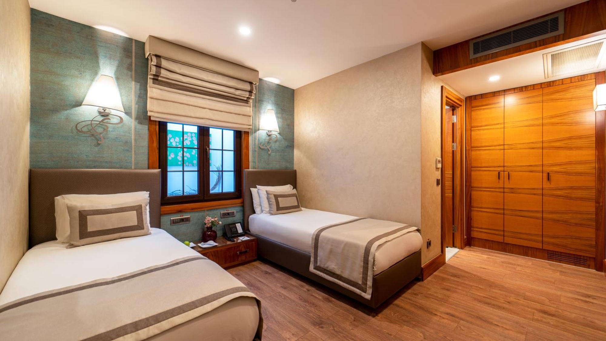 Standard Twin Room,1274943778:JPEG