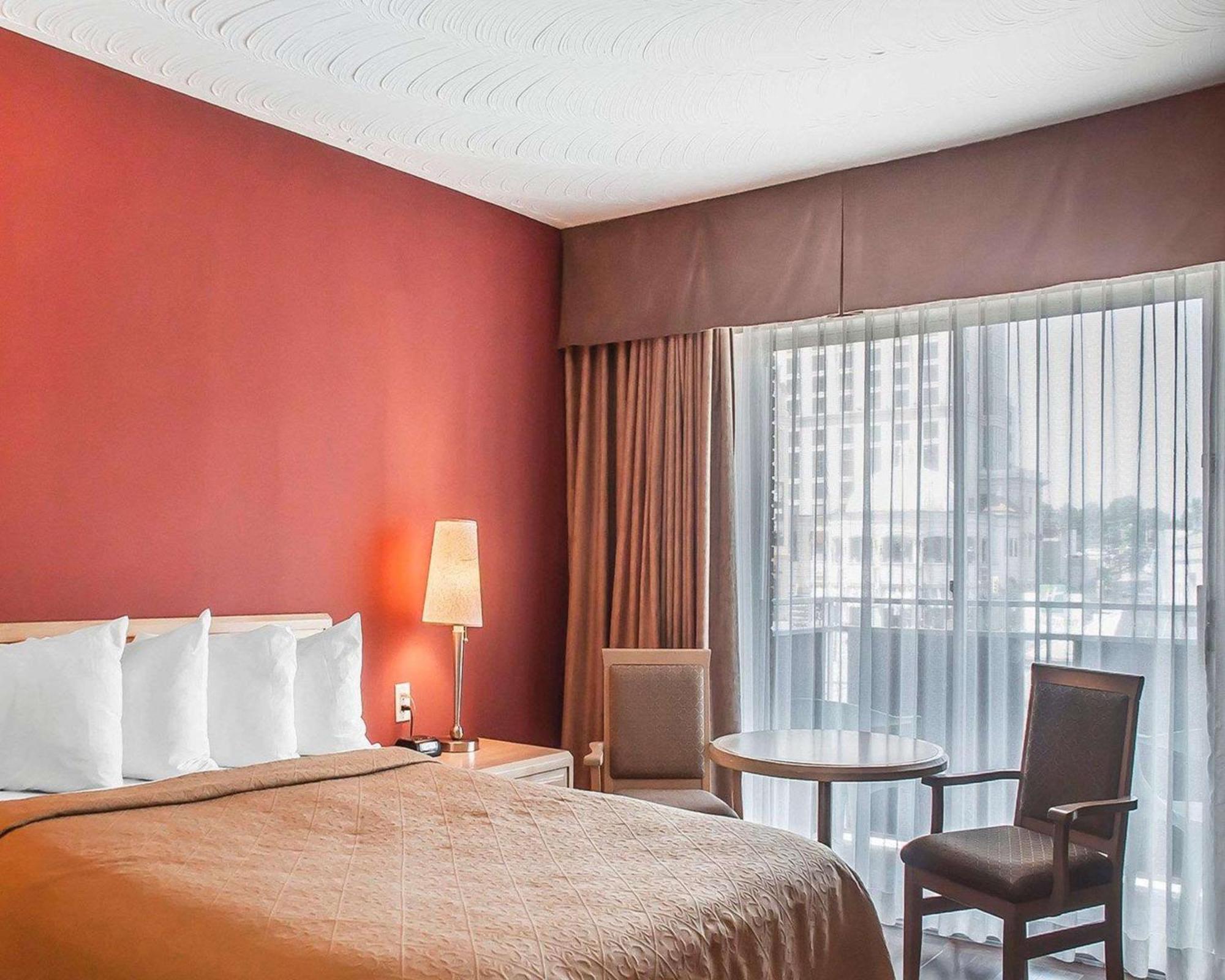 Zimmer mit Kingsize-Bett - höhere Etage
