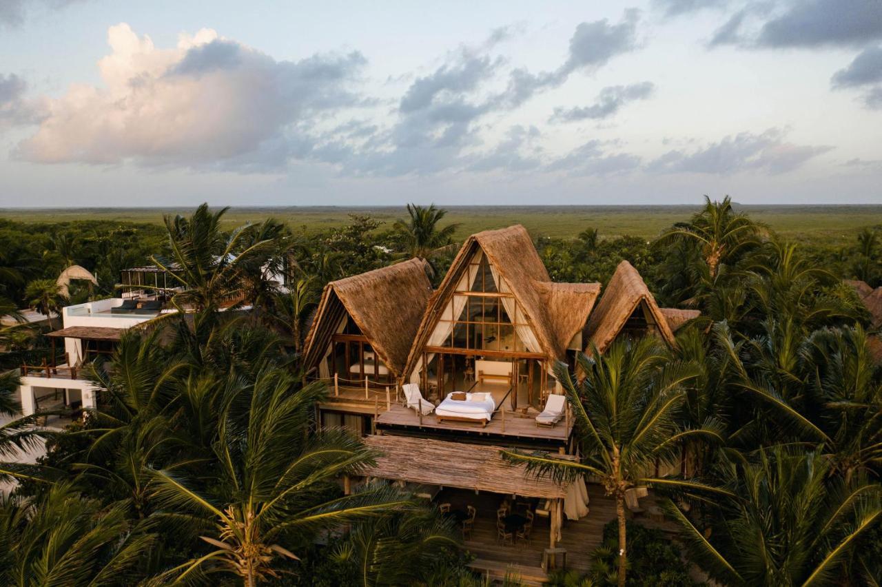 Beachfront Master Suite,1698285614:JPEG