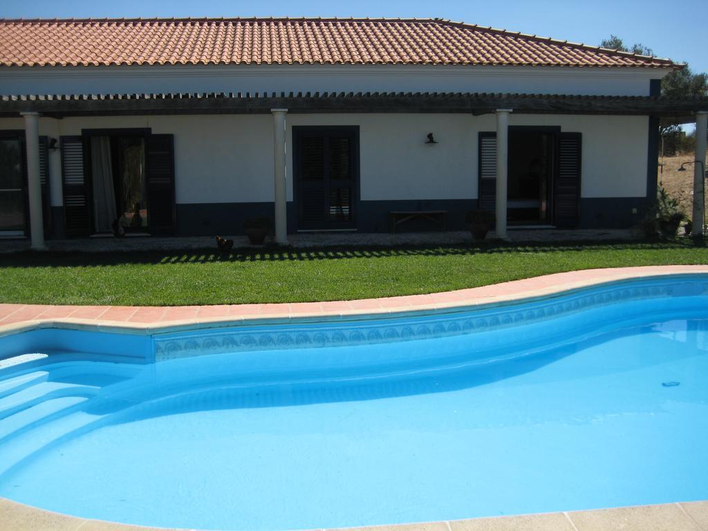King Suite Pool View