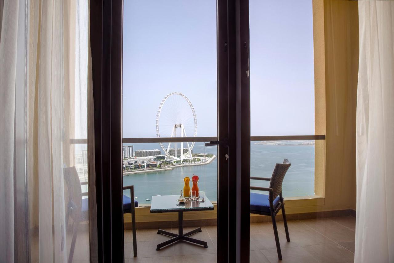 Sea Front View Room with Balcony - King Bed