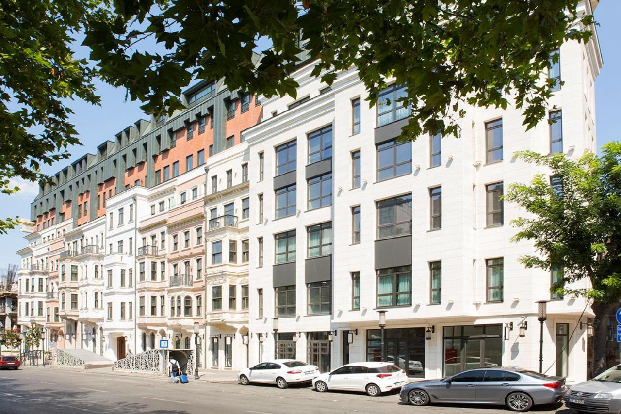 GR1 Studio Apartment