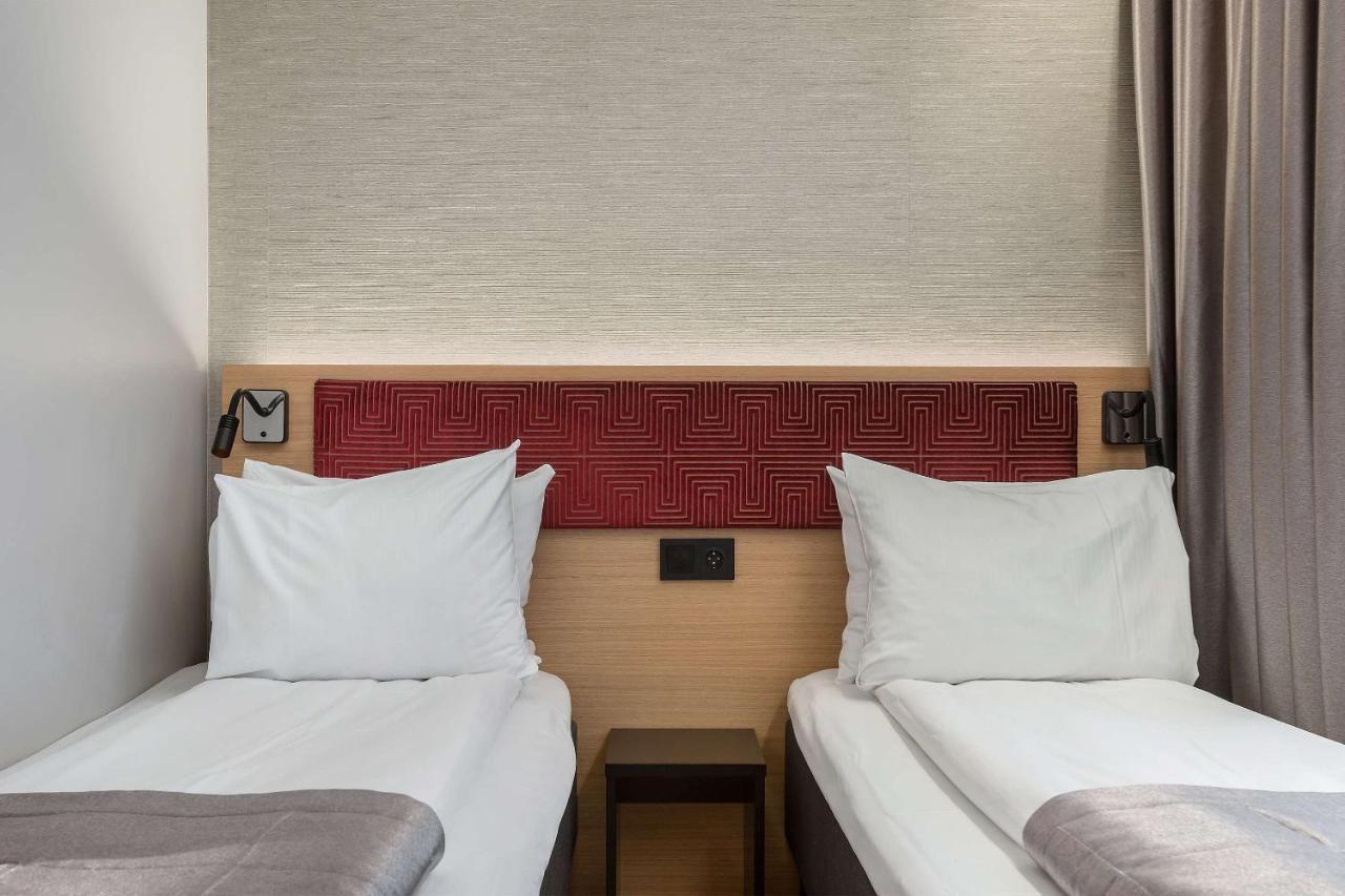 Standard Twin Room,1336653305:JPEG