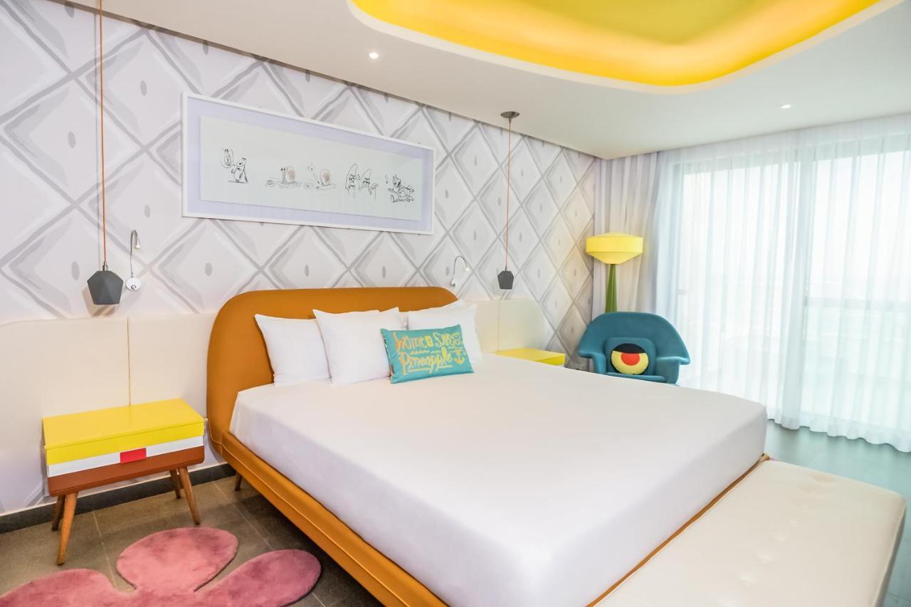 Pineapple Suite