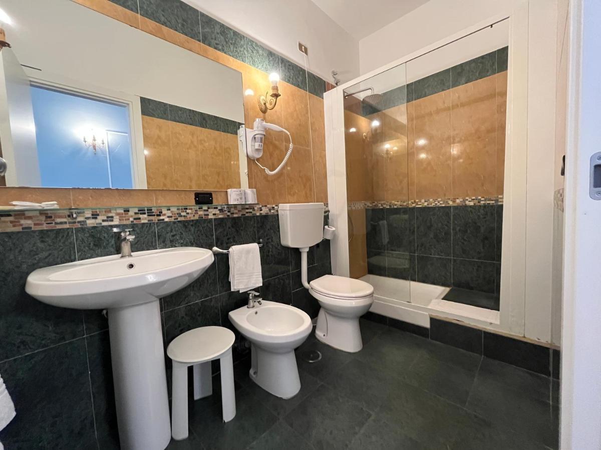 Deluxe Double or Twin Room Balcony
