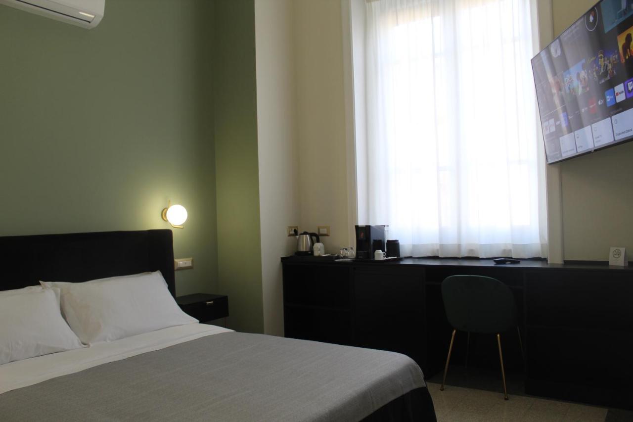 Double Room Private Bathroom