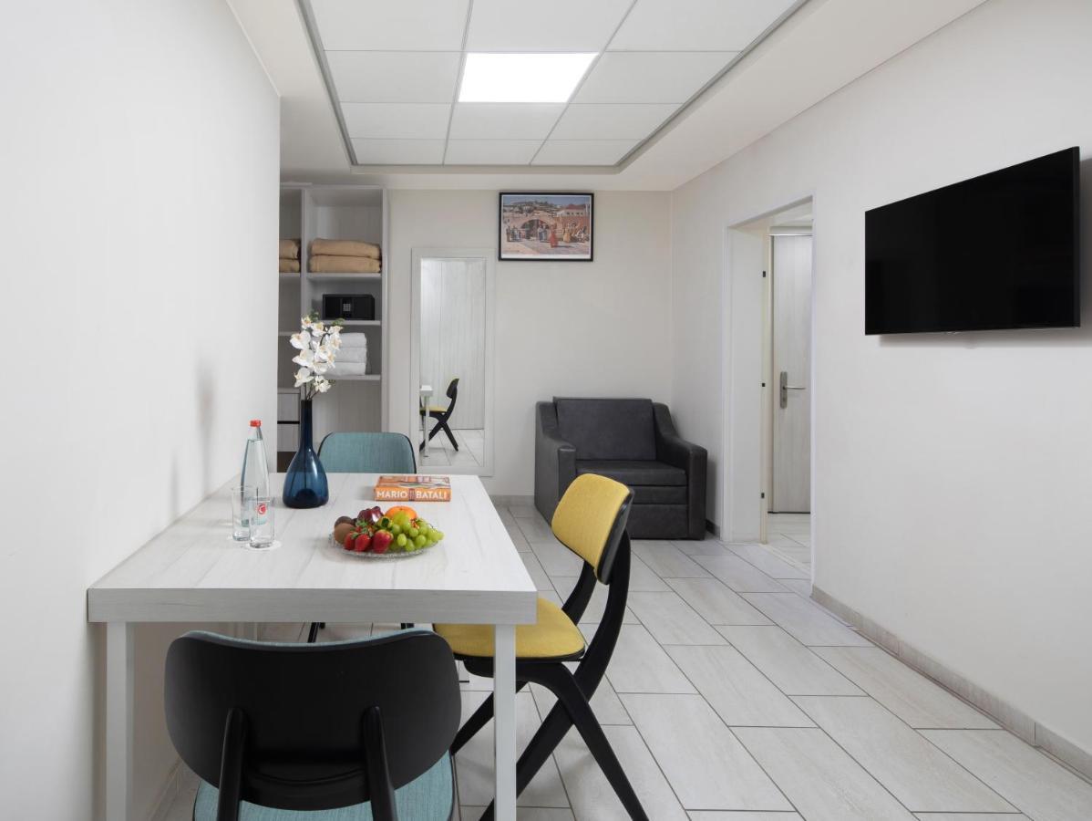 Large Double or Twin Room