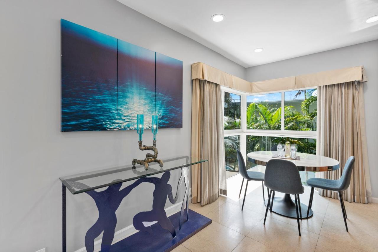 Suite with Garden View