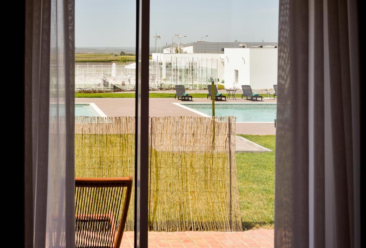 Suite Pool View