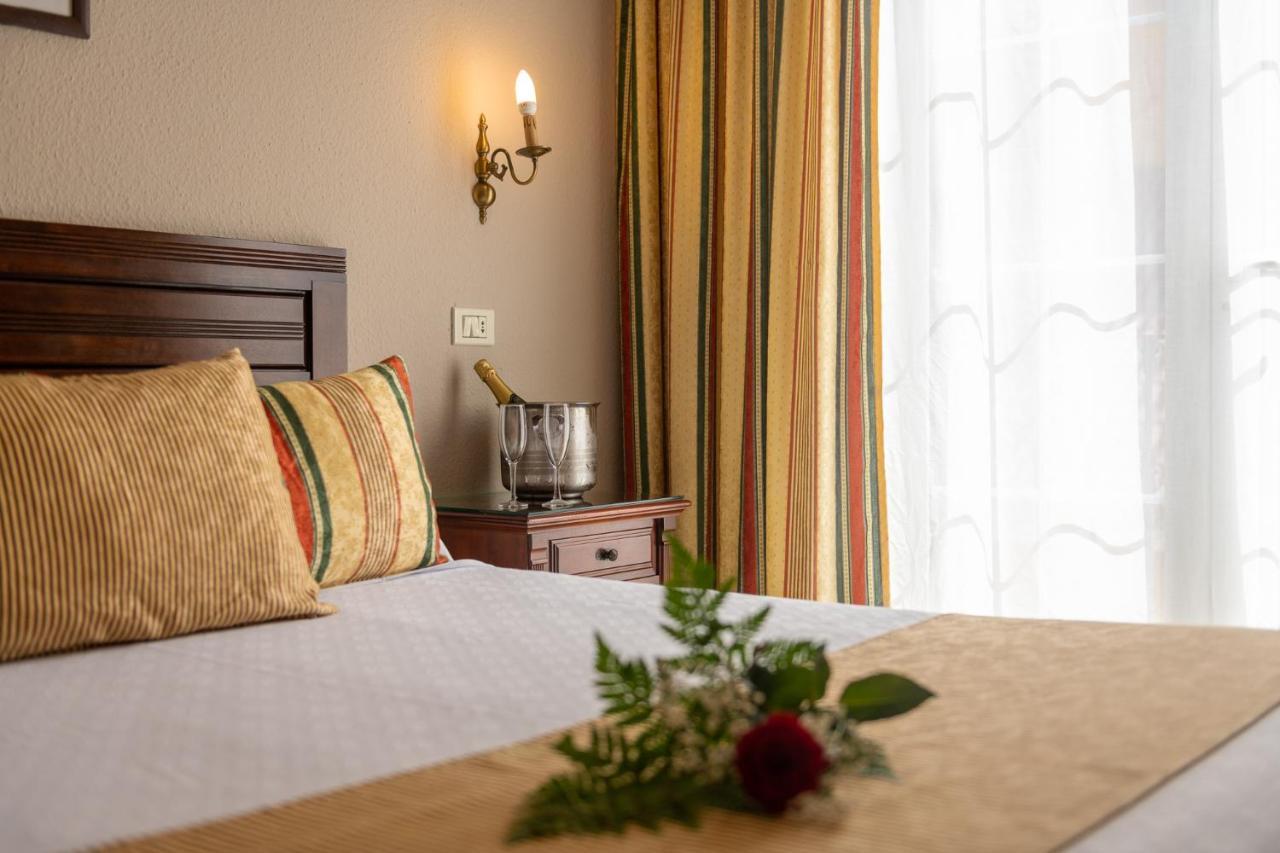 Superior Double Room,1401597338:JPEG
