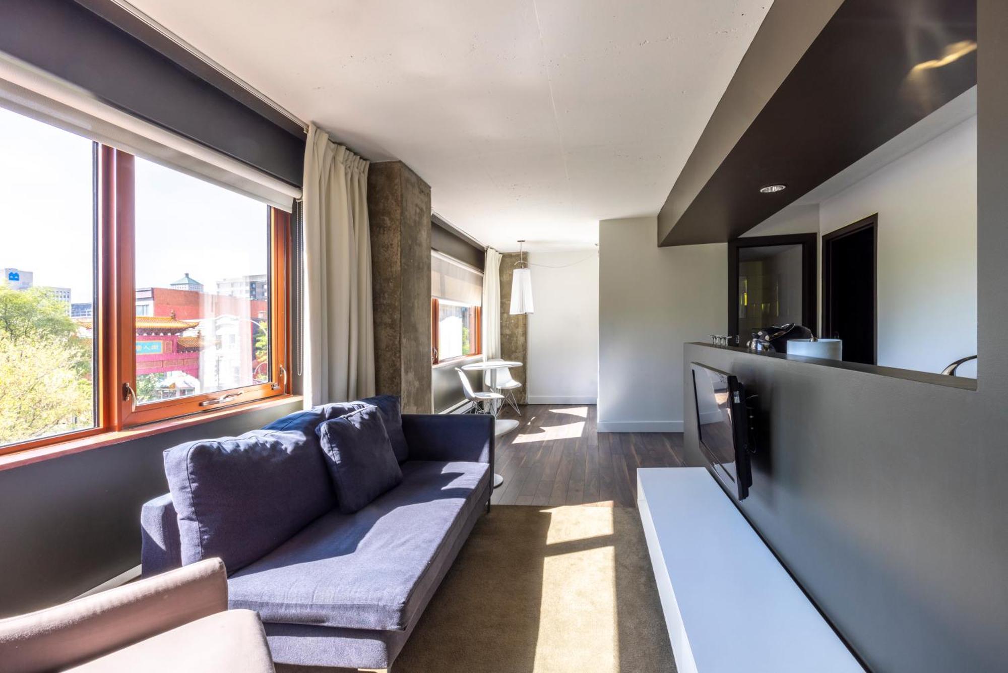 Two-Bedroom Queen Suite,1263861265:JPEG