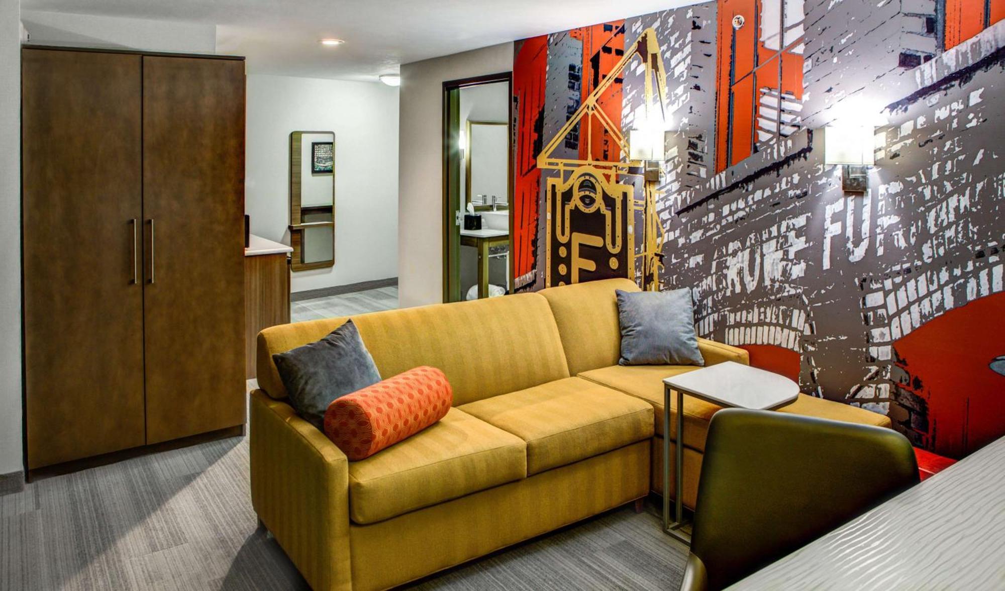 Corner King Studio Suite with Sofa Bed