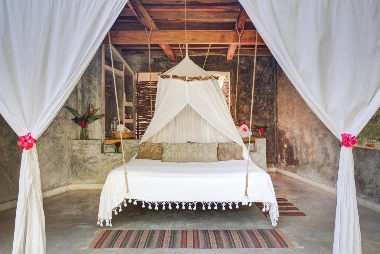Deluxe Double Room with Balcony and Sea View