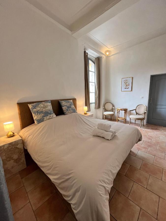 King Room,1469994899:JPEG