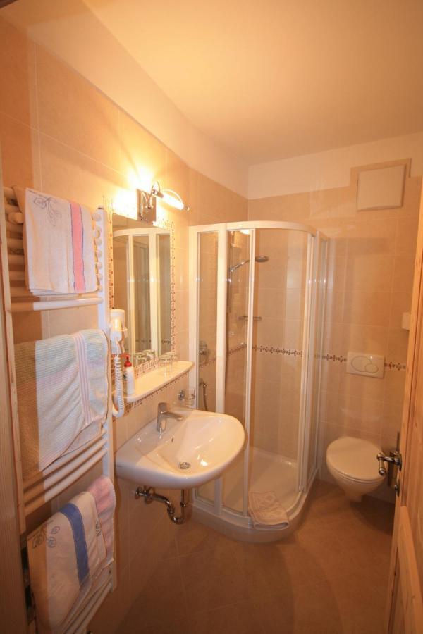 Camera Matrimoniale con Bagno Privato