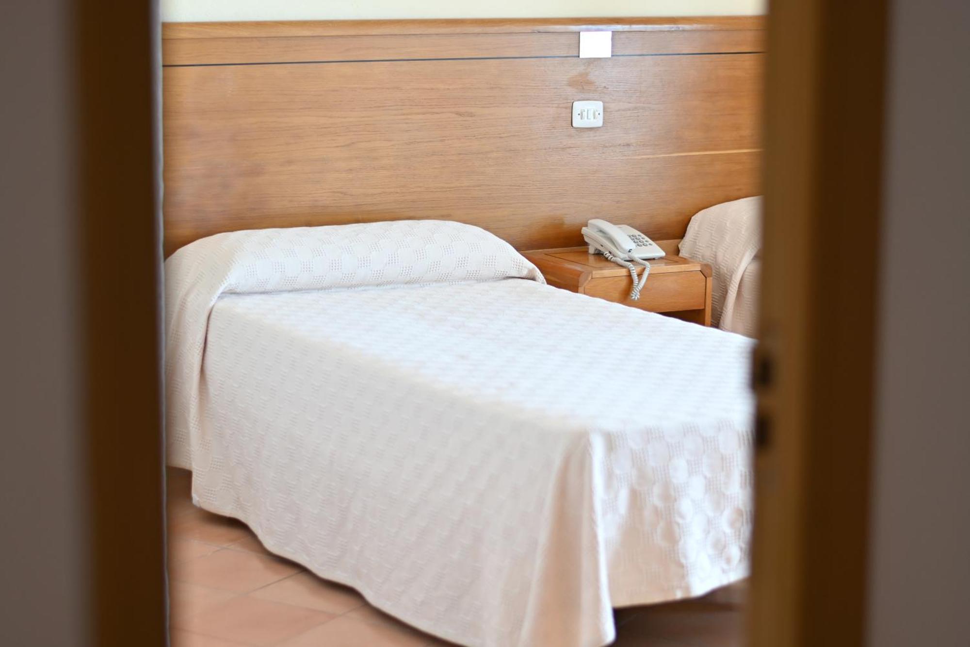 Twin Room Terrace