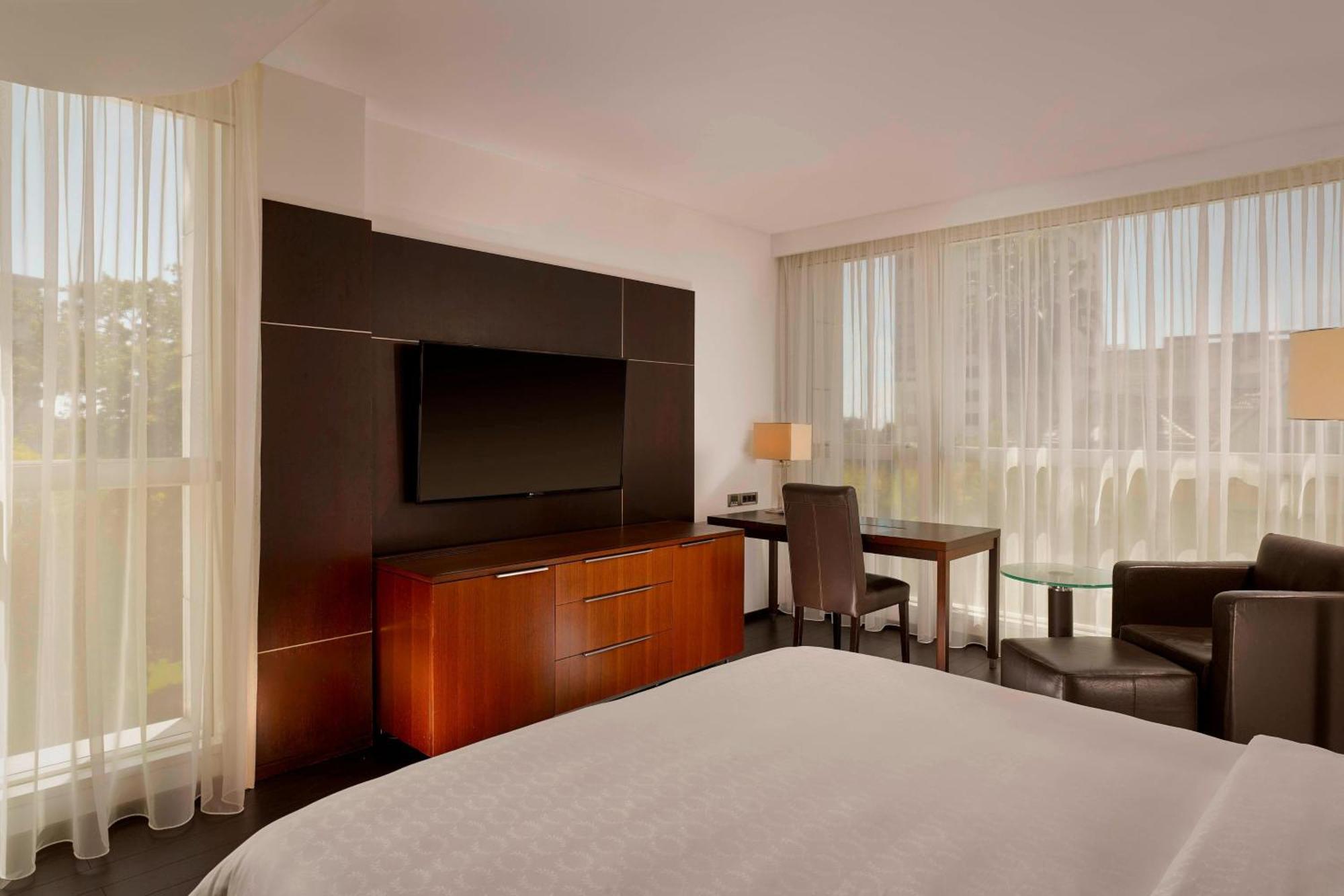 Deluxe Guest room 1 Queen